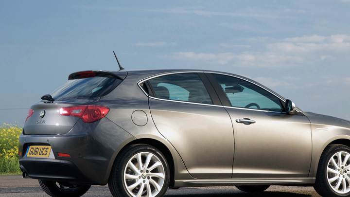 Side Pose Of Alfa Romeo Giulietta TCT In Silver